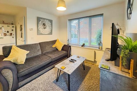2 bedroom terraced house for sale, Chinchen Close, East Cowes, Isle of Wight