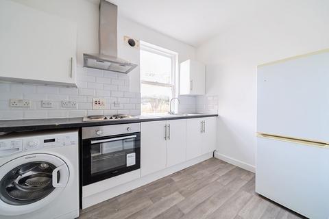 1 bedroom flat to rent, Albyn Road, London, SE8