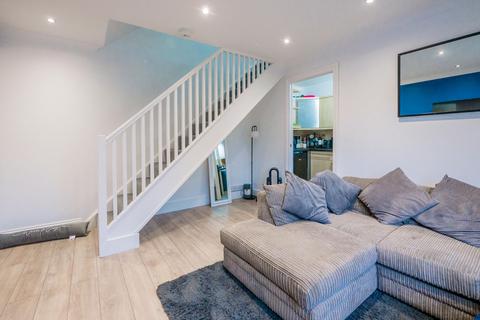 undefined, Caernarvon Close, Hockley SS5