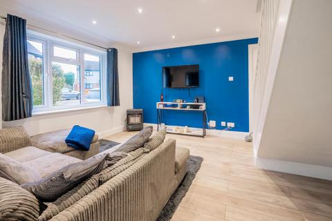 undefined, Caernarvon Close, Hockley SS5