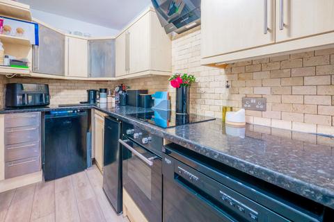 undefined, Caernarvon Close, Hockley SS5
