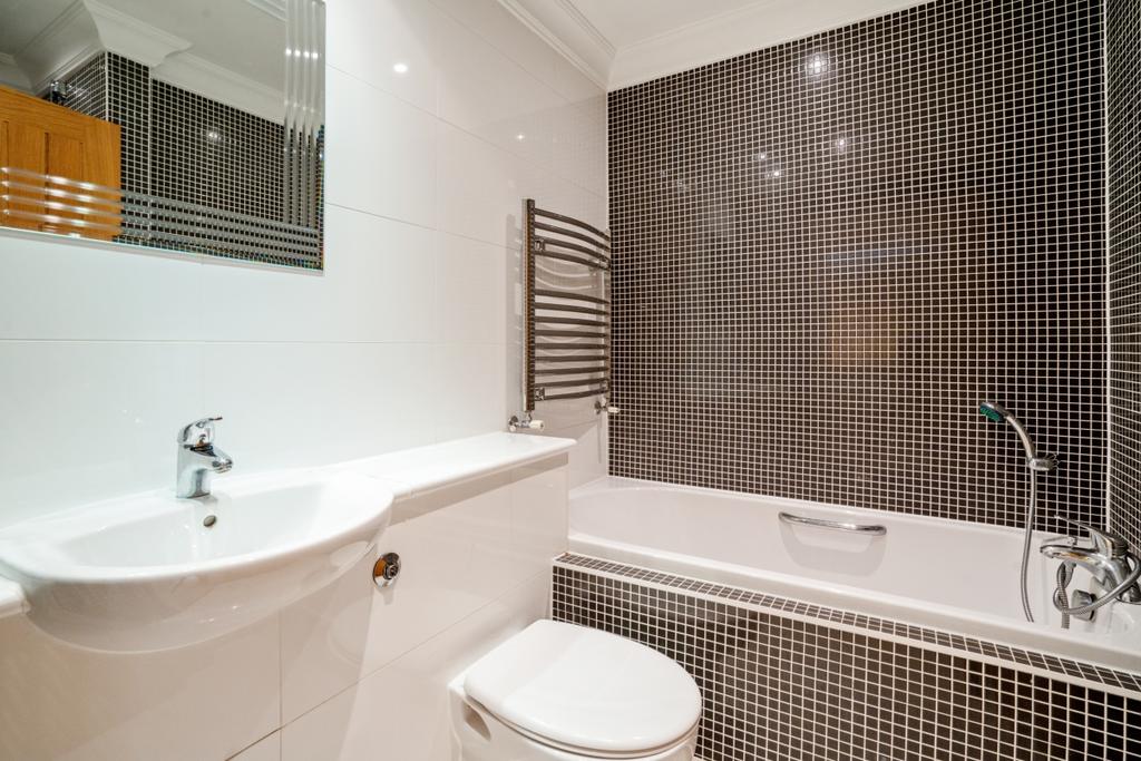 Orchard Manor 292...