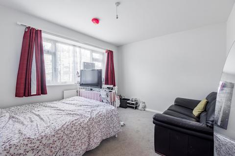 2 bedroom flat to rent, Eldred Avenue Brighton BN1