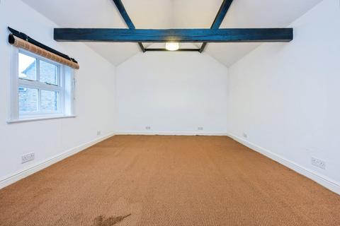 4 bedroom flat for sale, Midland Road, Bedford, Bedfordshire, MK40