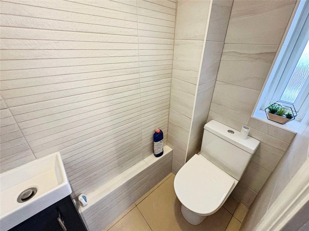 Cloakroom W/C