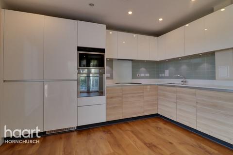 2 bedroom apartment to rent, St Clements Avenue, ROMFORD