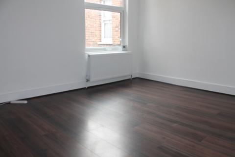 2 bedroom flat to rent, Muswell Hill, N10 1ET