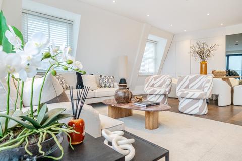 3 bedroom flat for sale, Waldemar Avenue, London, SW6