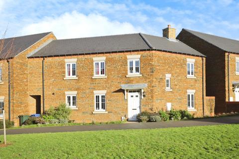 Blackwell Drive, Banbury, Oxfordshire, OX16