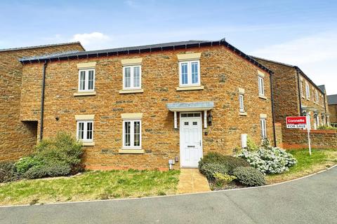 3 bedroom end of terrace house for sale, Blackwell Drive, Banbury, Oxfordshire, OX16