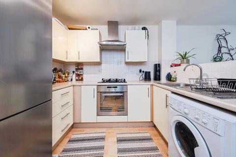 3 bedroom semi-detached house for sale, Fulwell Close, Banbury, Oxfordshire, OX16