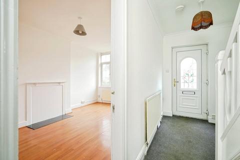 3 bedroom semi-detached house for sale, Fergusson Road, BANBURY, Oxfordshire, OX16