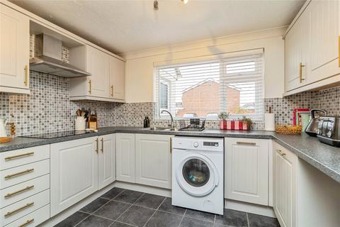 3 bedroom terraced house for sale, Nelson Road, Leighton Buzzard, Bedfordshire, LU7