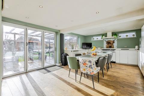 undefined, Orchard Close, Wootton, Northampton, Northamptonshire, NN4