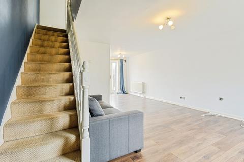 3 bedroom terraced house for sale, Bramhall Rise, Northampton, Northamptonshire, NN5