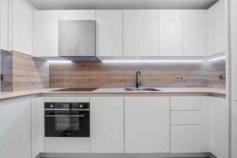Studio to rent, River Apartments, 20 Gillender Street, London, E3