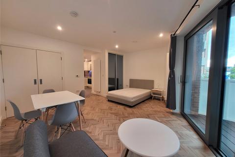 Studio to rent, River Apartments, 20 Gillender Street, London, E3