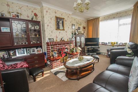 2 bedroom semi-detached bungalow for sale, Bramley Crescent, Bearsted, Maidstone