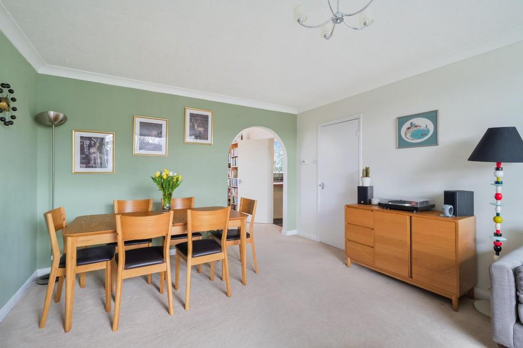 Sandown lodge