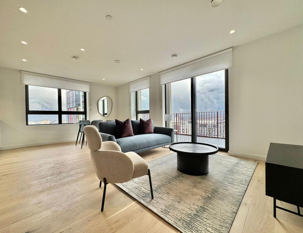 Penthouse Two Bedroom Property to Rent - Brand Ne