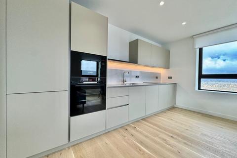 2 bedroom flat to rent, Bella House, 8 Pilot Walk, Greenwich Peninsula, London SE10
