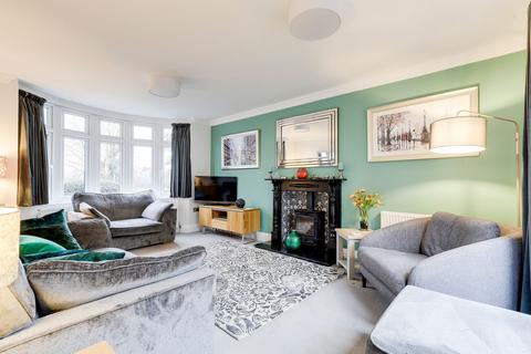 5 bedroom detached house for sale, Old Epperstone Road, Nottingham NG14