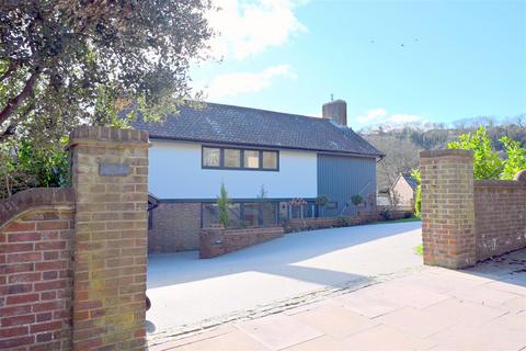4 bedroom detached house for sale, Upper Carlisle Road, Meads, Eastbourne