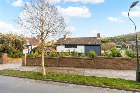 4 bedroom detached house for sale, Upper Carlisle Road, Meads, Eastbourne