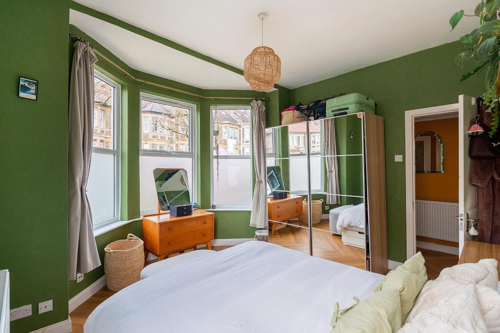 G5 F0 G3 RHD - Bedroom E.jpg
