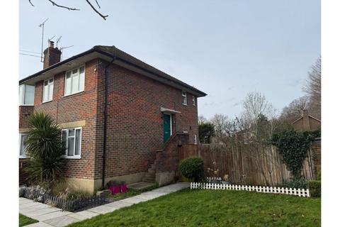 undefined, Oakwood Road, Horley, RH6