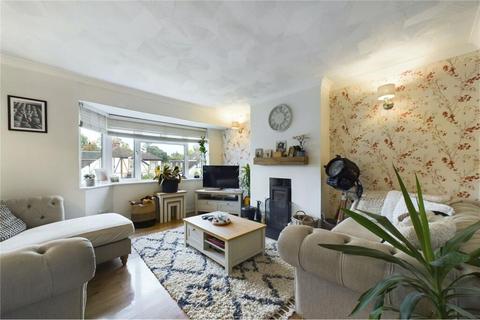 undefined, Oakwood Road, Horley, RH6