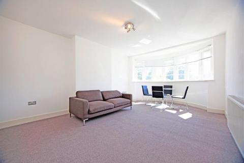 3 bedroom flat to rent, Beaufort Park, London NW11