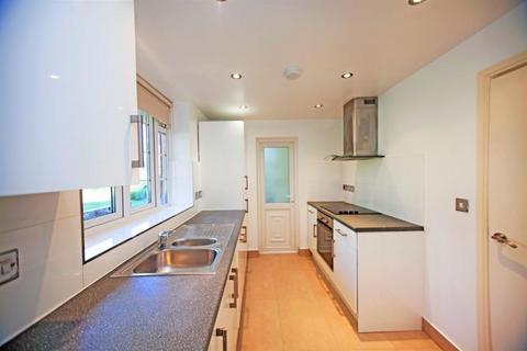 3 bedroom flat to rent, Beaufort Park, London NW11