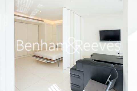 undefined, Pan Peninsula Square, West Tower0 E14