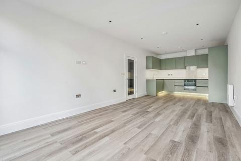 2 bedroom ground floor flat for sale, Wetherby House, Northwood HA6