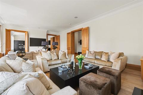 3 bedroom apartment for sale, Kensington Court Gardens, Kensington, London, W8