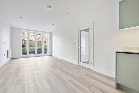 1 bedroom ground floor flat for sale, Wetherby House, Northwood HA6