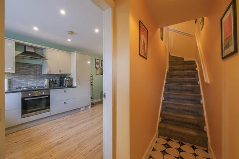 3 bedroom townhouse for sale, Lillands Lane, Brighouse