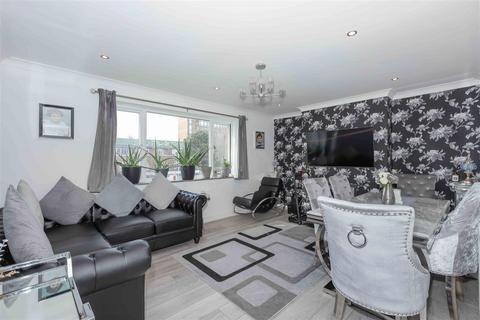 2 bedroom flat for sale, The Boulevard, Worthing