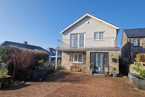 3 bedroom detached house for sale, Poplar Road, Porthcawl CF36