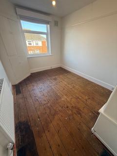 2 bedroom flat to rent, Christchurch Road, Bournemouth, BH7