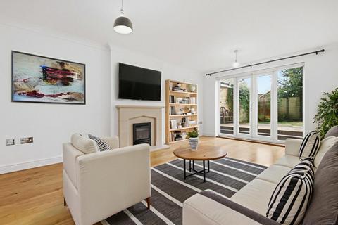 4 bedroom semi-detached house for sale, Beaulieu Park CM1