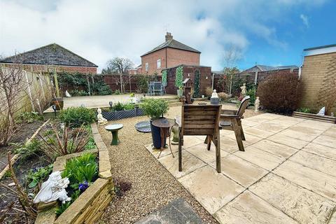 2 bedroom detached bungalow for sale, Brecklands, Stalham NR12