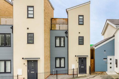 undefined, Selkirk Drive, Milton Keynes MK14