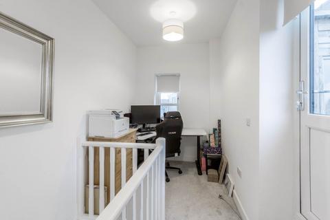 undefined, Selkirk Drive, Milton Keynes MK14