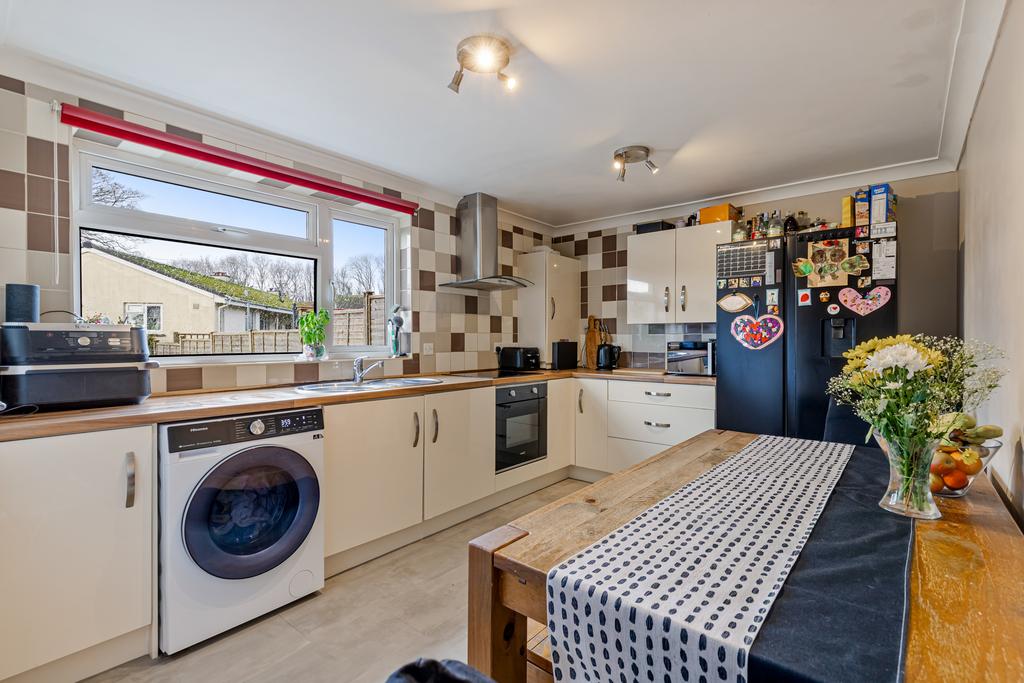 A11 - 6 Isigny Road Kingsbridge - 260216