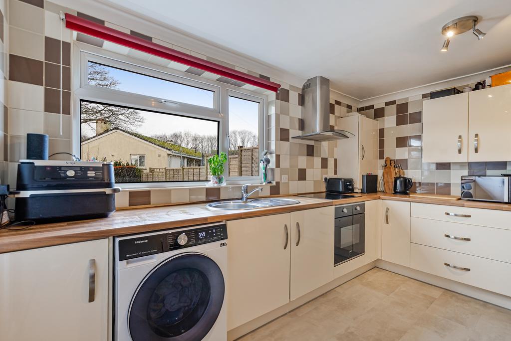 A12 - 6 Isigny Road Kingsbridge - 260216