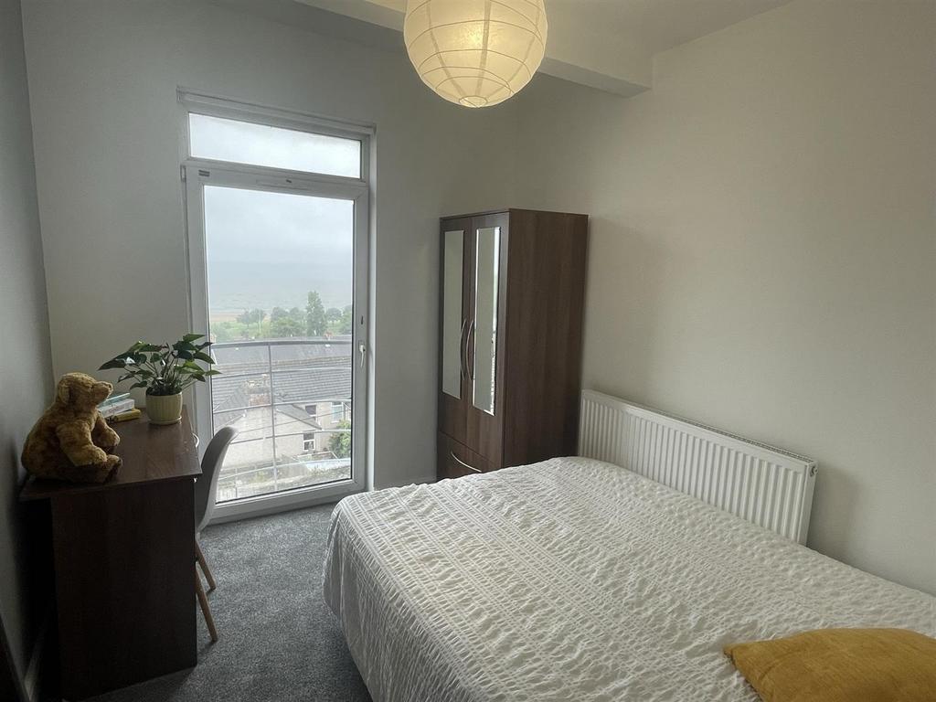 Bedroom 2.JPEG