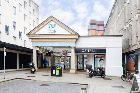 Property to rent, The Square Camberley GU15 3SL