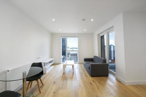 undefined, Material Walk, Hayes, UB3